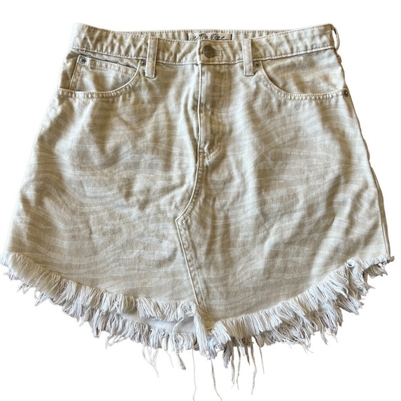 We The Free Skirt Bailey Denim Mini Zebra Print in Cream Size 28 - Picture 4 of 9